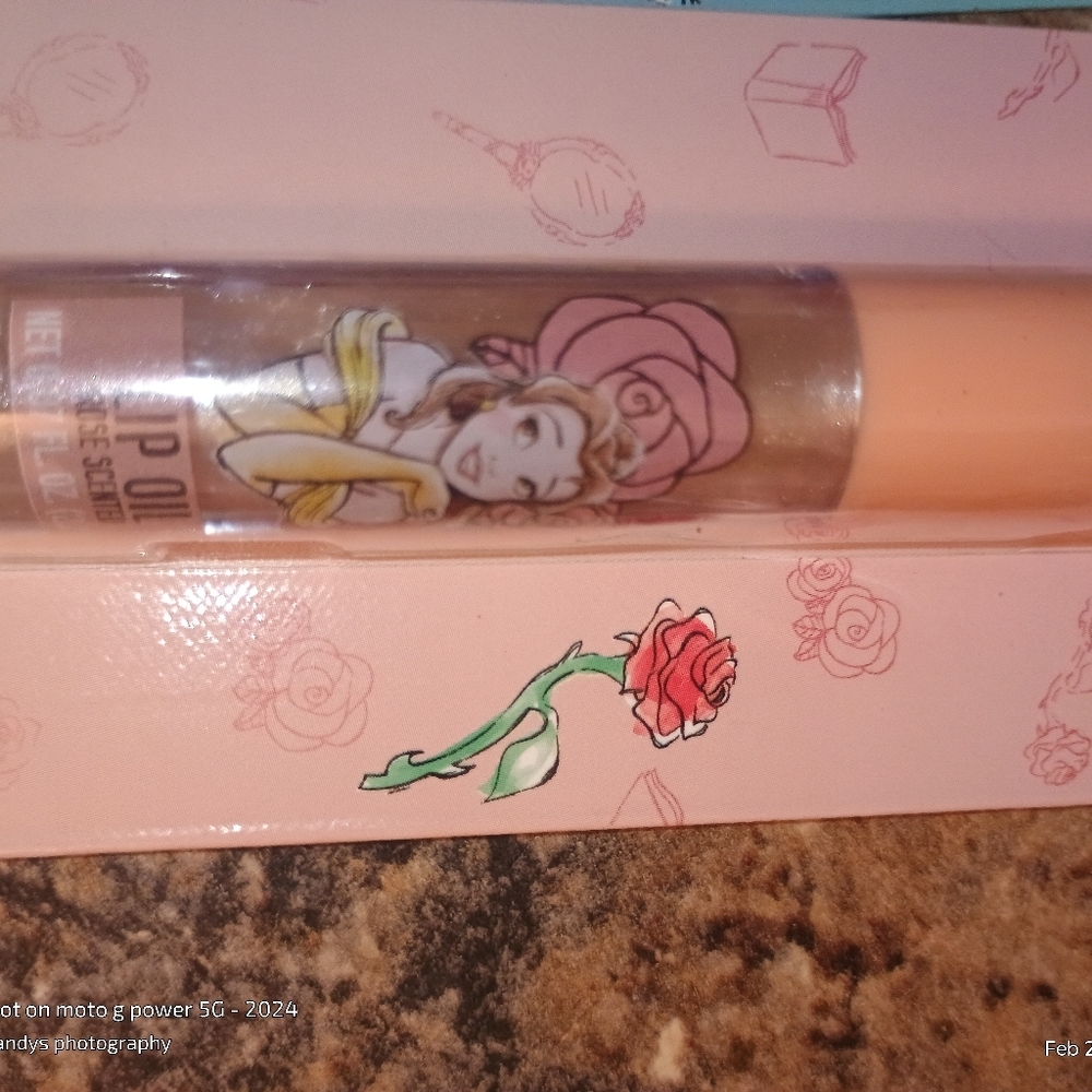 Disney Princess Scented Lip Oil Trio - Blue, Purple, Pink - Picture 6 of 6